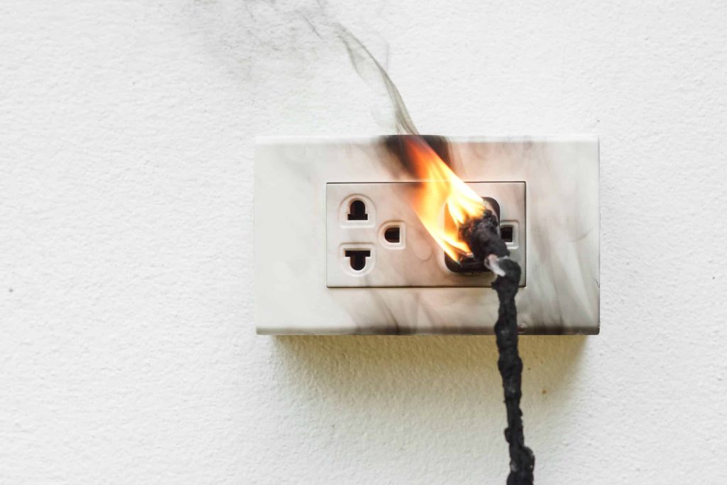 tipos de Fuego Clase C: Incendios Eléctricos